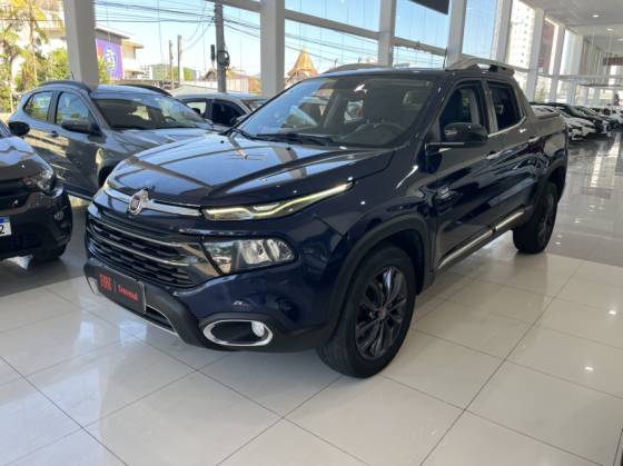FIAT TORO 2.0 16V TURBO DIESEL VOLCANO 4WD AT9 FIAT TORO 2.0 16V TURBO DIESEL VOLCANO 4WD AT9
